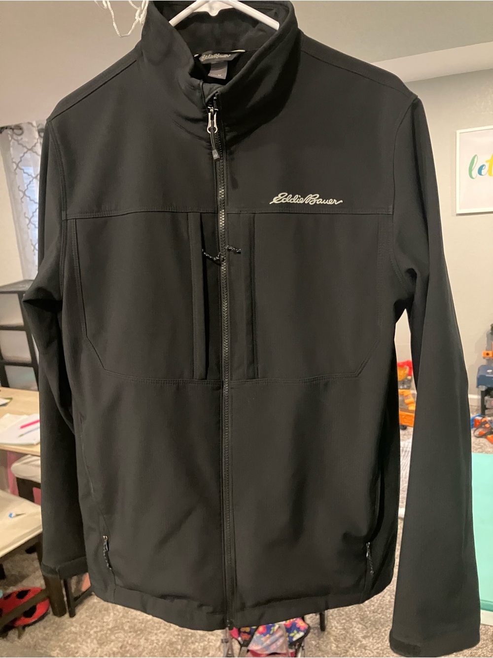 Eddie Bauer Men’s Soft shell jacket (medium warmth) size medium